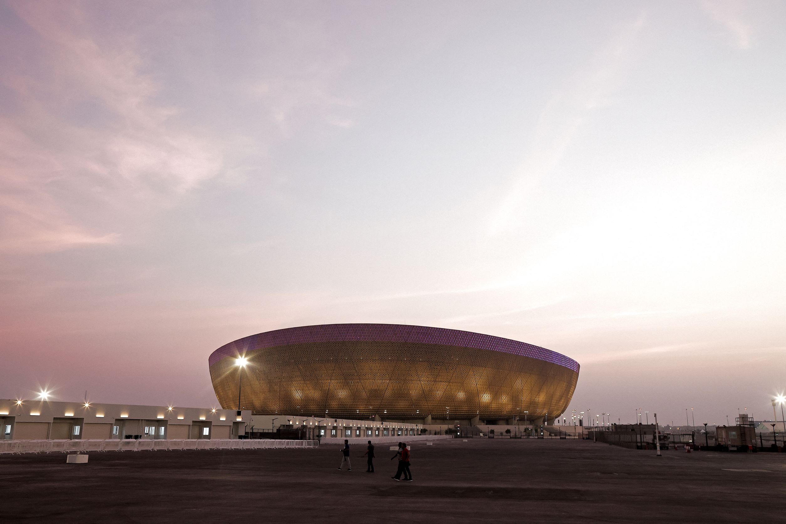 4 Simple Ways to Visit the Lusail Iconic Stadium 