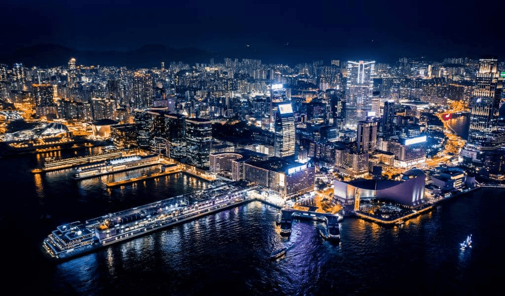 Top 10 places to visit in Hong Kong