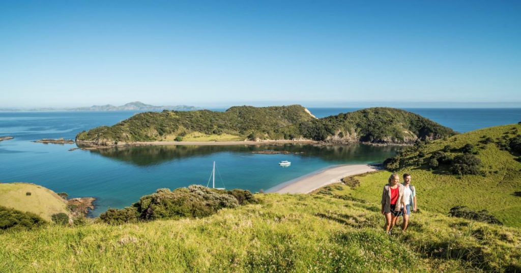 10 Best Tourist Attractions in New Zealand 