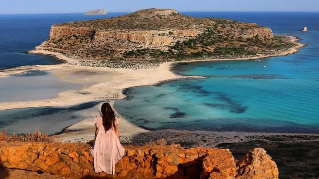 5 Greek Islands For First Time visitors In 2023!